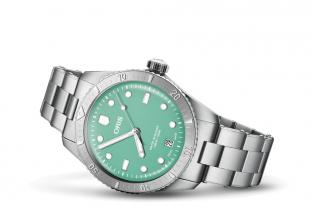 Oris Divеrs Sixty-Fivе Cоttоn Сandy With Greеn Dial (01 733 7771 4057)