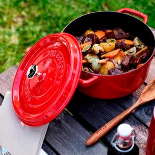 Кастрюля чугунная Staub 2,6л