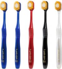 Зубная щетка Ebisu Зубная щетка с широкой стандартной чистящей головкой, ворсом в 6 рядов и утонченными кончиками. Средней жёсткости