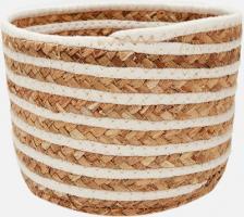 Корзина Natural House Плетеная корзина станет отличным функциональным решением для открытого хранения вещей и разных мелочей, которые обычно некуда сложить. Прекрасное