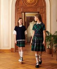 Платье для девочки Gulliver Платье в клетку с отложным воротником зелёное для девочки (140)