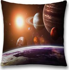 Постельная принадлежность JoyArty Декоративная наволочка sl_21088 поможет создать уют в доме. Изготовлена из плотной и гипоаллергенной ткани оксфорд, хорошо держит форму и не дает