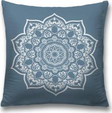 Постельная принадлежность JoyArty Декоративная наволочка sl_35468 поможет создать уют в доме. Изготовлена из плотной и гипоаллергенной ткани оксфорд, хорошо держит форму и не дает