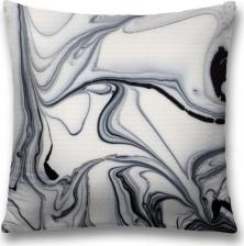 Постельная принадлежность JoyArty Декоративная наволочка sl_37024 поможет создать уют в доме. Изготовлена из плотной и гипоаллергенной ткани оксфорд, хорошо держит форму и не дает