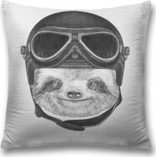 Постельная принадлежность JoyArty Декоративная наволочка sl_37850 поможет создать уют в доме. Изготовлена из плотной и гипоаллергенной ткани оксфорд, хорошо держит форму и не дает