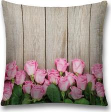 Постельная принадлежность JoyArty Наволочка декоративная "Розы на деревянных досках" на молнии, 45x45 см