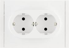 Розетка ИЭК FORTE&PIANO Розетка 2-местная с заземлением с защитными шторками безвинтовое крепление 16А FP223 белый, цена за 1 шт