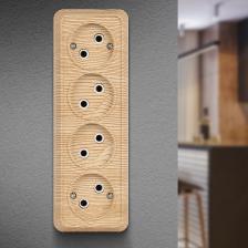 Розетка Intro 2-207-11 Розетка Quadro 2-207-11 без заземления четырехместная 4х2P, 16А-250В, IP20, ОУ, сосна, цена за 1 шт