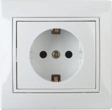 Розетка Intro Розетка 2P+E Schuko Plano1-206-01 16А-250В IP20 СУ со шторками