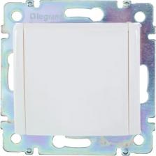Розетка Legrand DIY Valena Бел Розетка 1-ая с/з с крышкой
