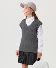 Свитер для девочки Button Blue Жилет с крупными косами серый (152)