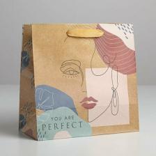 Упаковочные материалы Дарите Счастье Пакет крафтовый квадратный You are perfect, 22 x 22 x 11 см
