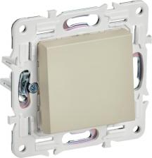 Выключатель ИЭК SKANDY Выключатель 1-клавишный проходной 10А SK-V02B бежевый, цена за 1 шт