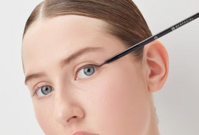 Кисть для подводки Eyeliner Pointed Brush 1 шт – фото 5