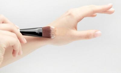 Foundation Brush Кисть для тонального средства – фото 3
