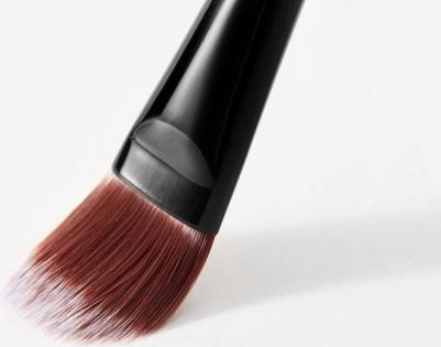 Foundation Brush Кисть для тонального средства – фото 10