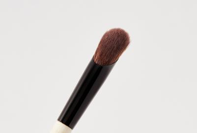Кисть косметическая Powerful Payoff Dual-Ended Brush 1 шт – фото 3