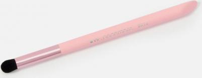 Кисть для нанесения и растушевки теней Brush for applying and blending shadows R814 1 шт – фото 3