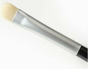 Кисть макияжная плоская для теней, Flat Blending Brush, E802S – фото 2