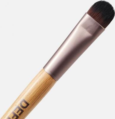 Кисть многофункциональная для теней Definition Brush Bamboo Handle – фото 2