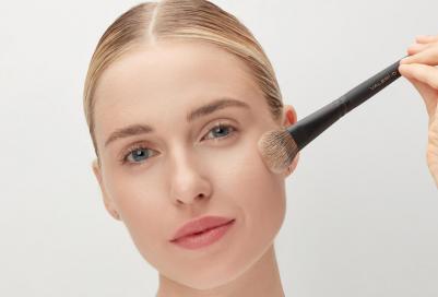 Аксессуары для макияжа Кисть для румян и тональной основы из таклона овальная 4680043637560 – фото 3