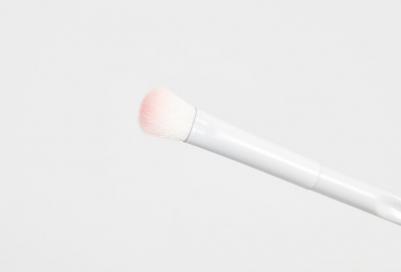 Кисть для нанесения макияжа Brush Large Eyeshadow Brush – фото 8