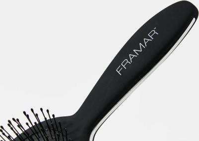 Щетка распутывающая для волос Снова в черном / Detangle Brush Black To The Future 1 шт – фото 7