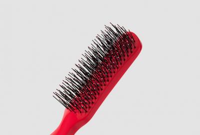 Щетка парикмахерская для волос Therapy Brush, красная глянцевая M – фото 3