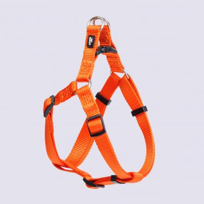 Шлейка для собак нейлоновая Step-in, обхват груди 45-63 см, ширина 15 мм, оранжевая