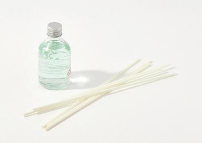 Аромадиффузор Жидкий ароматизатор для воздуха с палочками MIKADO. "Океан" 50.0 – фото 1