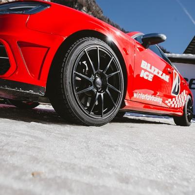 Blizzak Ice 245/45/R18 96S