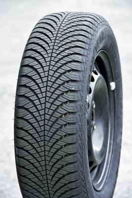 Vector 4Seasons Gen-3 235/40 R18 95W – фото 3