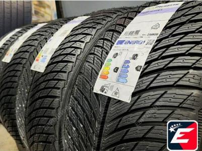Pilot Alpin 5 SUV 275/35 R22 104W