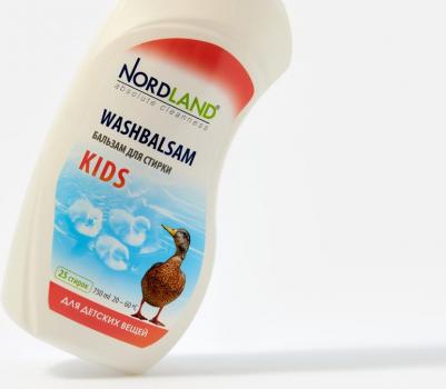 Разработан для стирки детской одежды, рекомендован с первых дней жизни. Бережно стирает, сохраняет цвет и структуру ткани. Содержит безопасные, не – фото 2