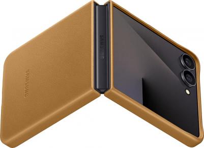 Чехол Kindsuit Case для Galaxy Z Flip 7, песочно-коричневый – фото 2