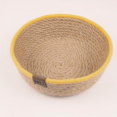 Корзина круглая декоративная малая с желтым кантом 16х6 см – фото 1