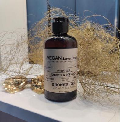 Гель для душа Unisex VEGAN.Love.Studio Pepper, Amber, Neroli, 300 мл