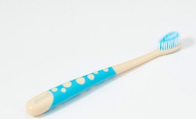 Зубная щетка EXXE Kids детская 2-6 лет мягкая (цвет в ассортименте) – фото 4