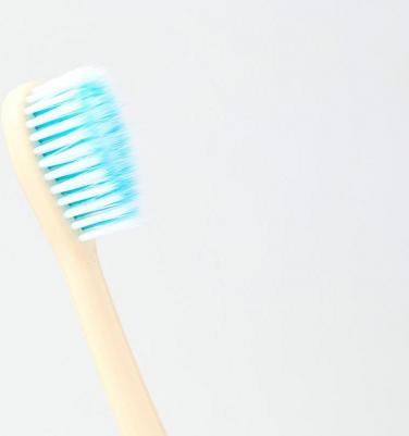 Зубная щетка EXXE Kids детская 2-6 лет мягкая (цвет в ассортименте) – фото 17