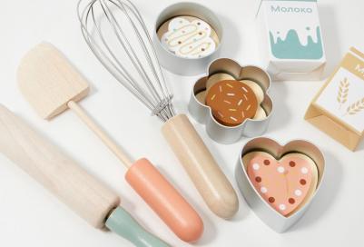 Набор детской игрушечной посуды "Кондитер" в чемоданчике – фото 1