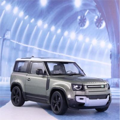 модель машины 1:24 LAND ROVER DEFENDER 2020 – фото 1