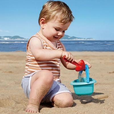 Игрушка для песка - синее треугольное ведерко, совок E4089_HP