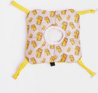 Лежанка-гамак для грызунов Конверт с круглым входом, 18х18 см – фото 5