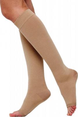 Чулки компрессионные до колена с открытым мыском 1 класс компрессии, кремовый, размер 2 – фото 1