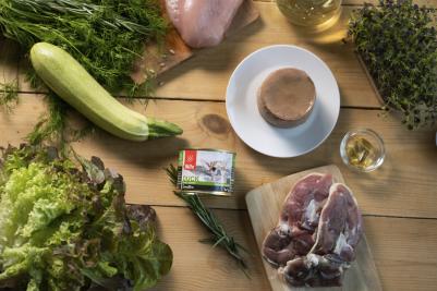 Sensitive Small Breed полнорационный влажный корм для собак мелких пород, паштет с уткой и цукини, в консервах - 200 г – фото 1