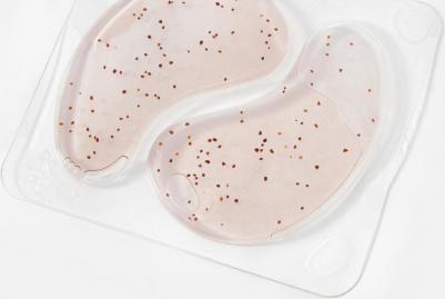Гидрогелевые патчи для глаз Blackberry Under-Eye Patches puffiness removal 7 мл – фото 8