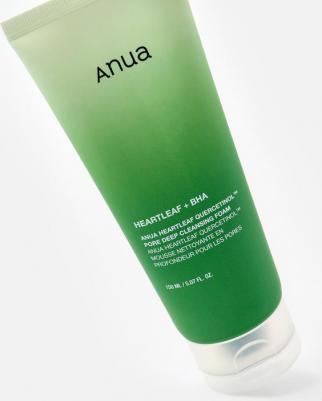 Пенка-скраб с кверцетинолом для очищения пор Heartleaf Quercetinol Pore Deep Cleansing Foam 150 мл – фото 12