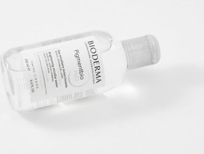 Осветляющая и очищающая мицеллярная вода Н2О, 250 мл (Pigmentbio) – фото 8