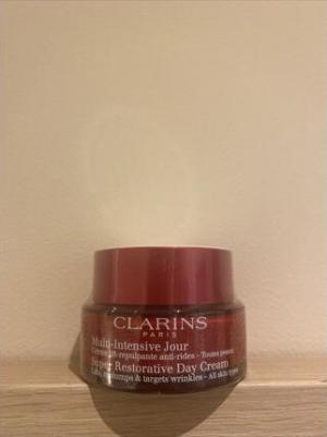 дневной крем с эффектом лифтинга SPF 15 Multi-intensive jour 50 мл