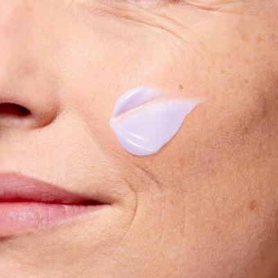 Питательный антивозрастной дневной крем, корректирующий желтоватый тон кожи Nutri-Lumiere Revive Day Cream 50 мл – фото 6